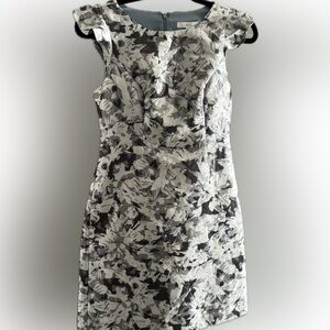 1901 Monochrome Floral Dress with Ruffled sleeves